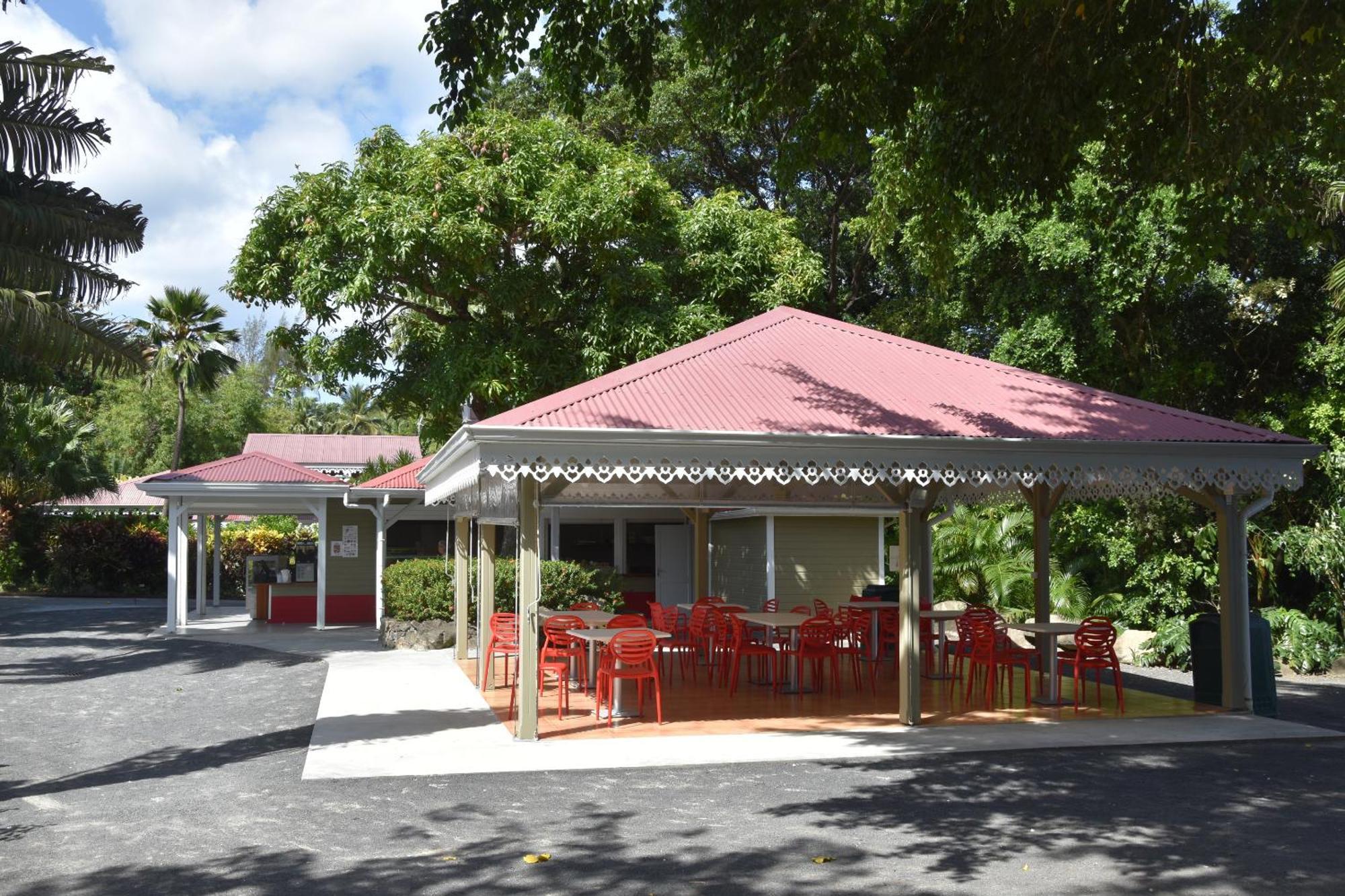 Bungalow Du Jardin Botanique De Deshaies Exteriér fotografie
